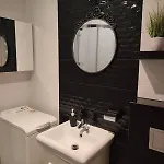 Апартаменти E & M