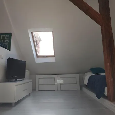 E & M * Kolobrzeg