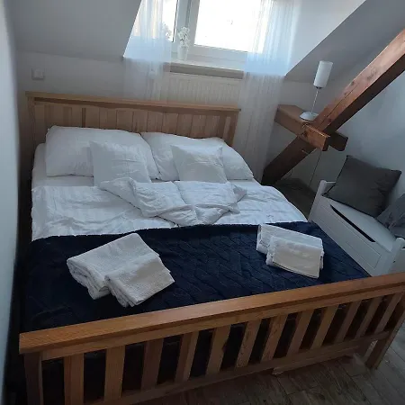 E & M * Kolobrzeg